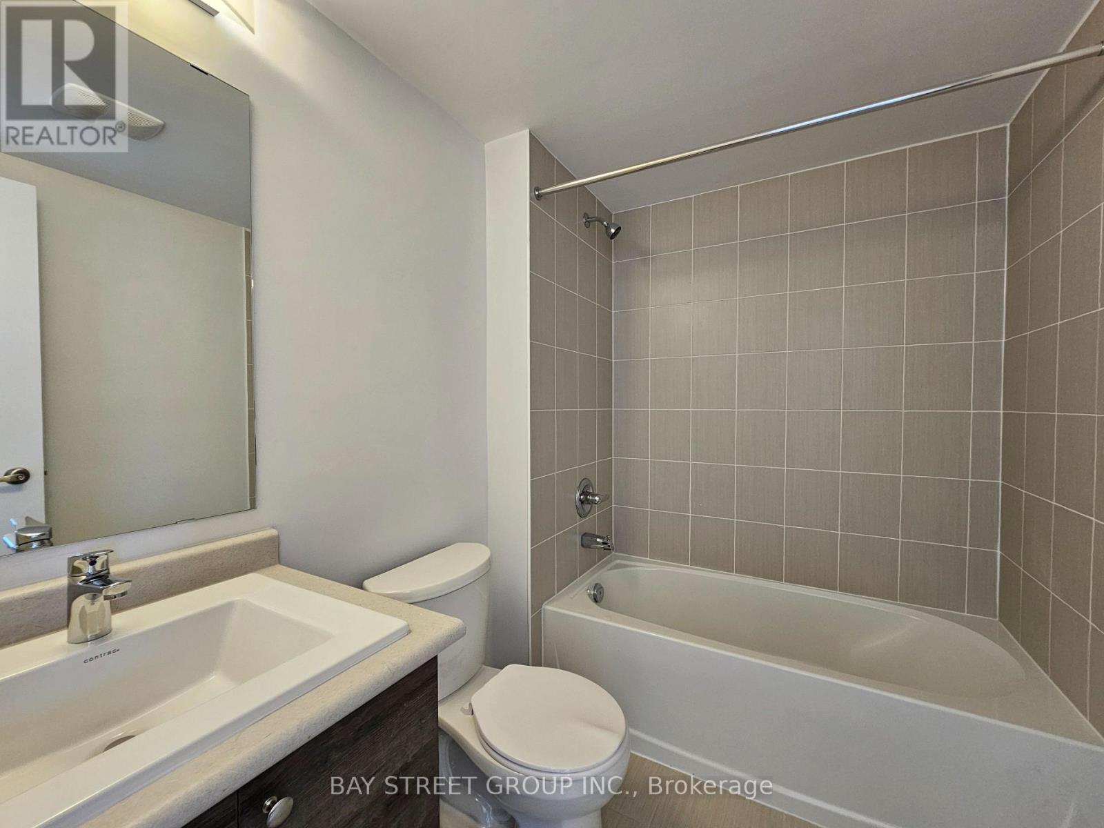 52 Aki Thomas Gardens, Toronto, Ontario  M1P 0G3 - Photo 37 - E13507812