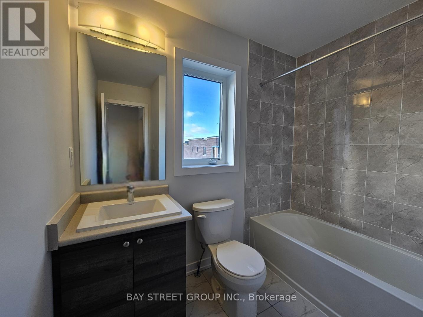 52 Aki Thomas Gardens, Toronto, Ontario  M1P 0G3 - Photo 38 - E13507812