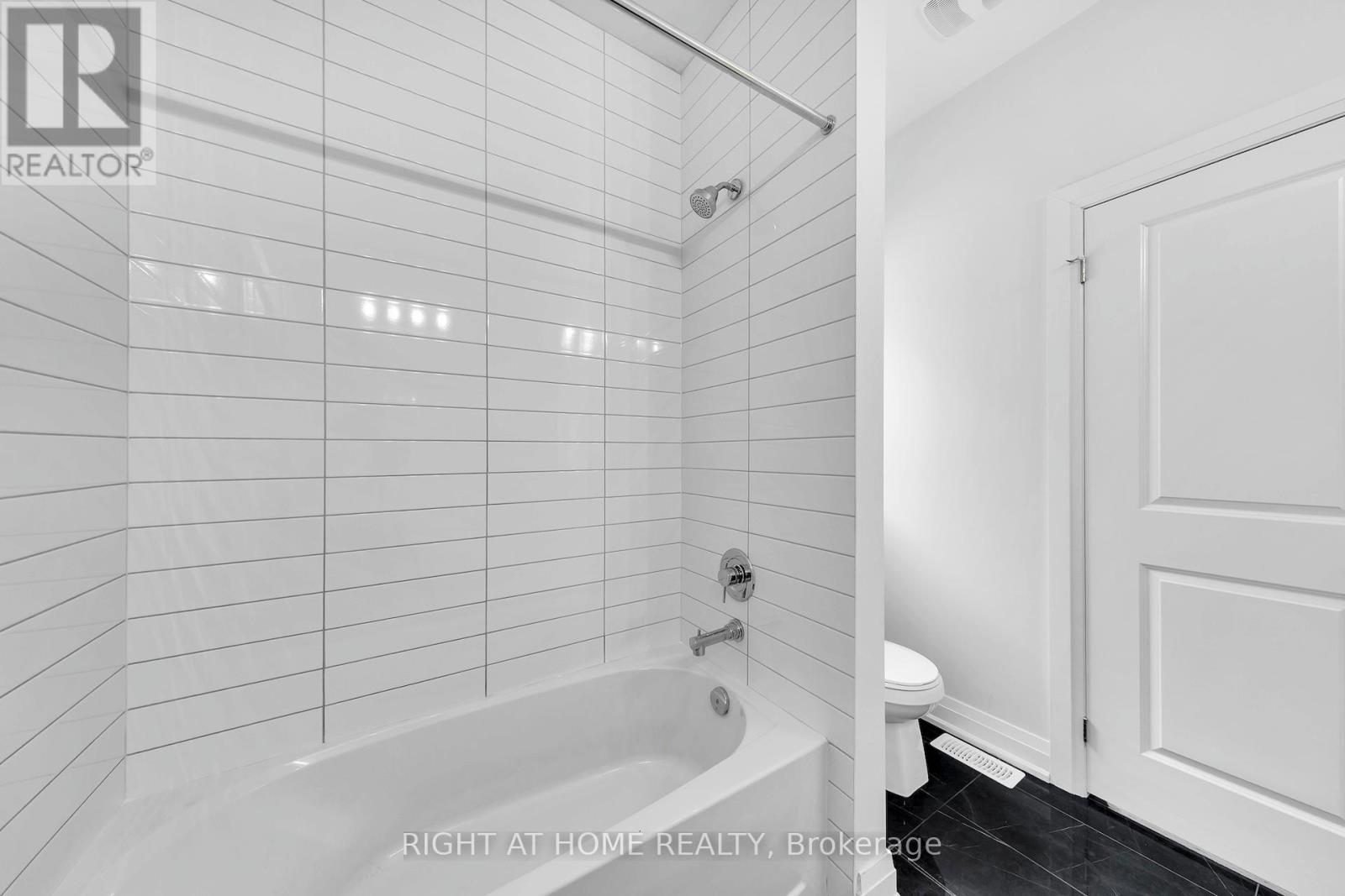 Upper - 3 Speciosa Street, Richmond Hill, Ontario  L4E 2Y5 - Photo 33 - N13507808
