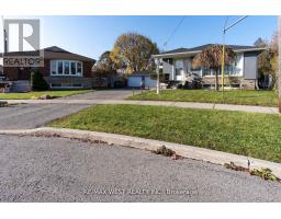10 PASTRANO COURT, Toronto, Ontario