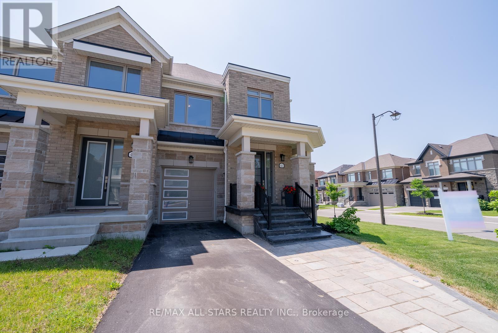 41 Seedling Crescent, Whitchurch-Stouffville, Ontario  L4A 4V5 - Photo 4 - N13507874