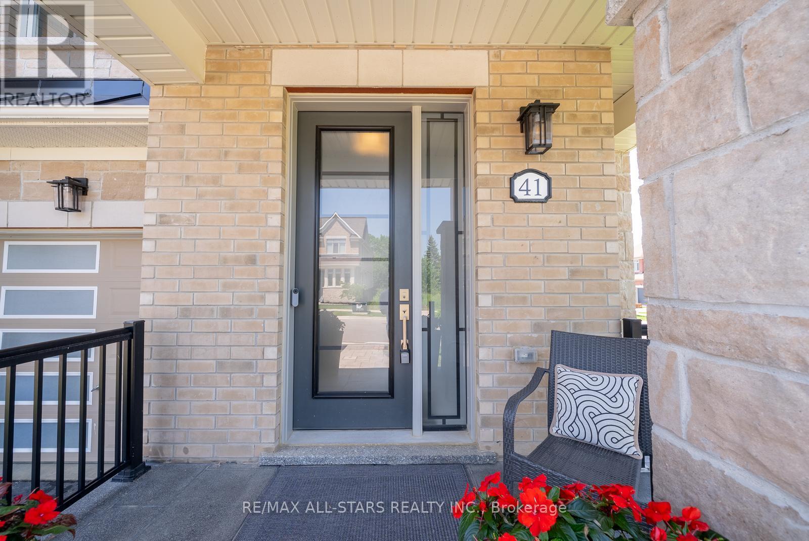 41 Seedling Crescent, Whitchurch-Stouffville, Ontario  L4A 4V5 - Photo 6 - N13507874