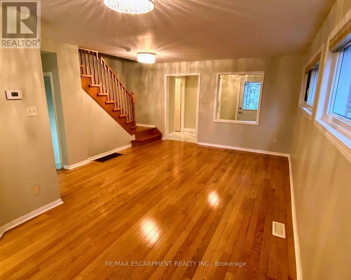 3824 Milkwood Crescent, Mississauga, Ontario  L5N 8H4 - Photo 5 - W13507828