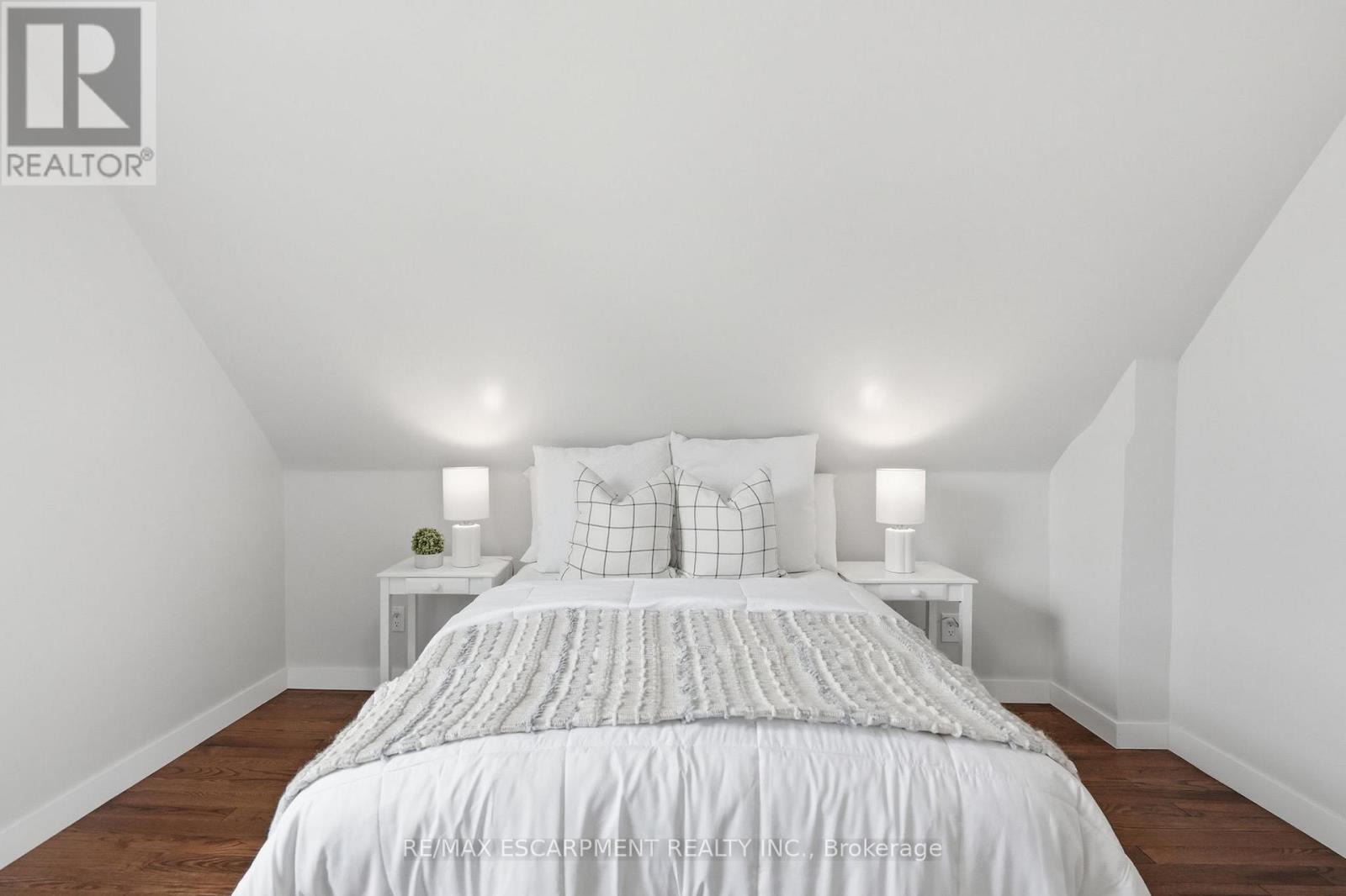 410 Beach Boulevard, Hamilton, Ontario  L8H 6W7 - Photo 17 - X13507814