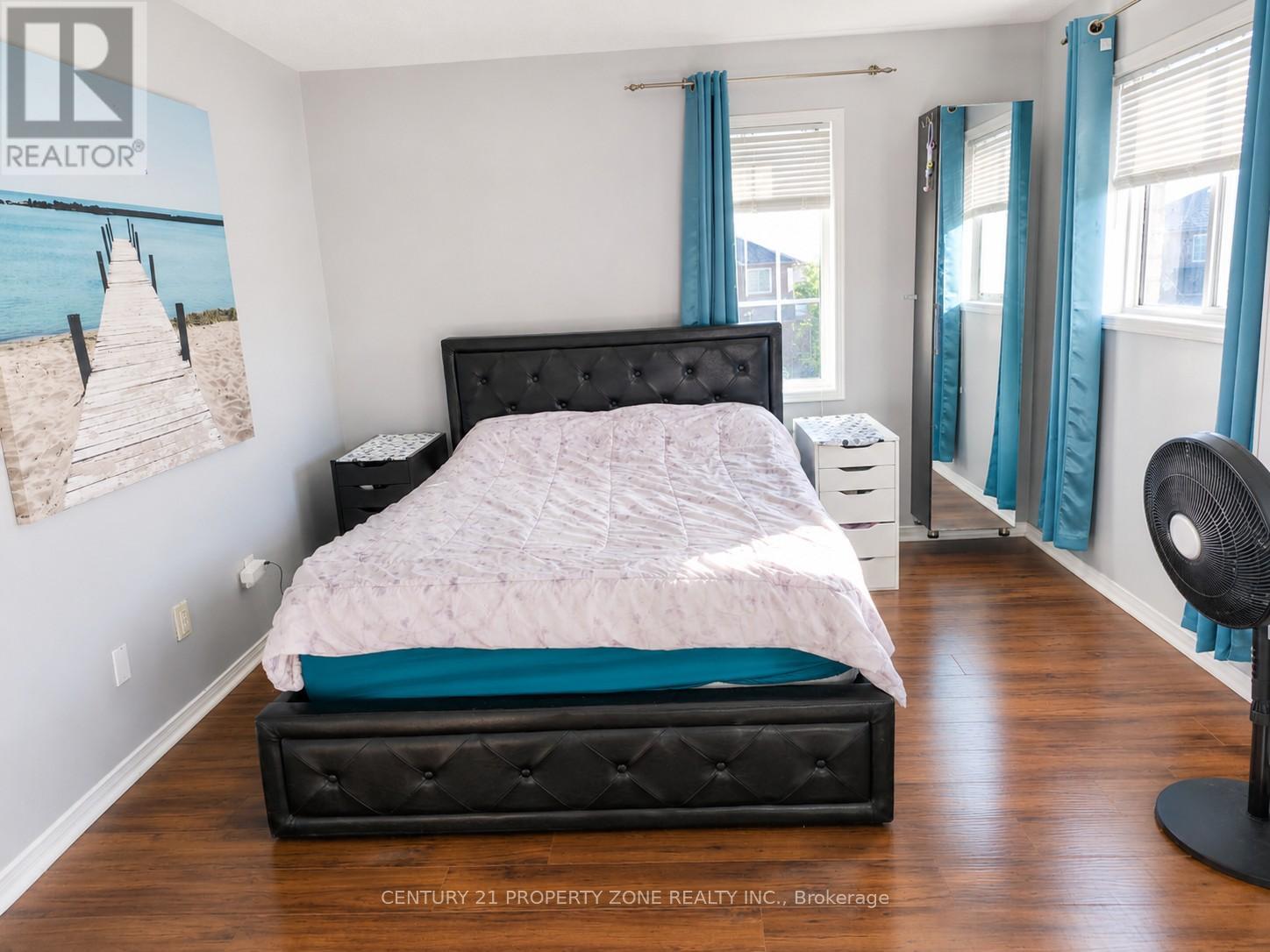 710 Stonebridge Avenue, Mississauga, Ontario  L5V 2L9 - Photo 9 - W13507386