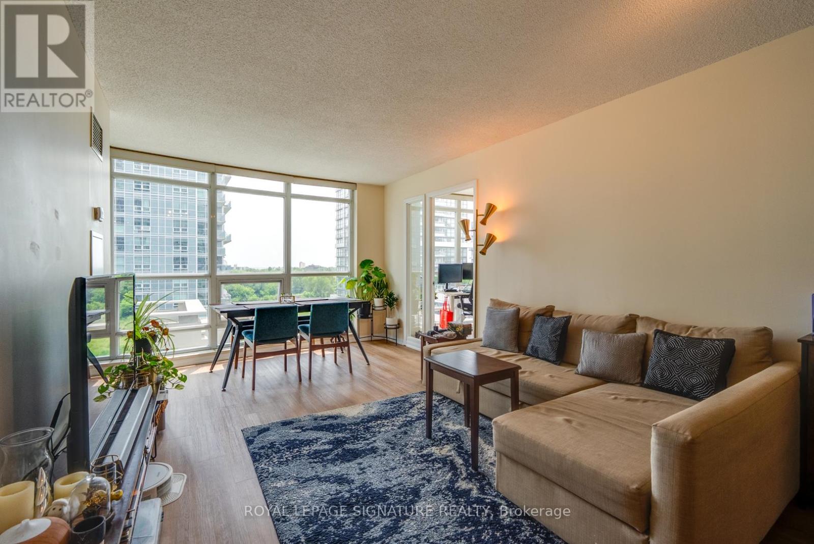 714 - 185 LEGION ROAD, Toronto, Ontario
