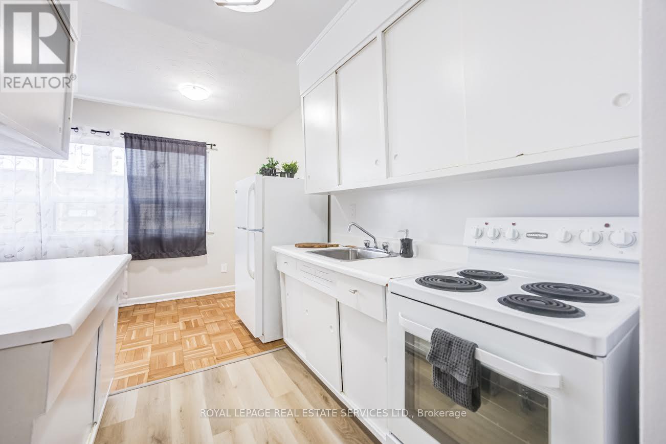 202 - 101 Coe Hill Drive, Toronto, Ontario  M6S 3E3 - Photo 11 - W13507572