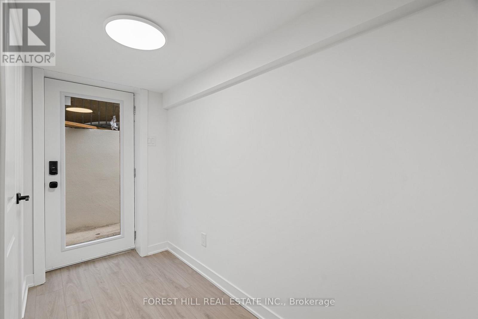 D - 69 Claybrooke Street, Toronto, Ontario  M6M 3P8 - Photo 14 - W13507678