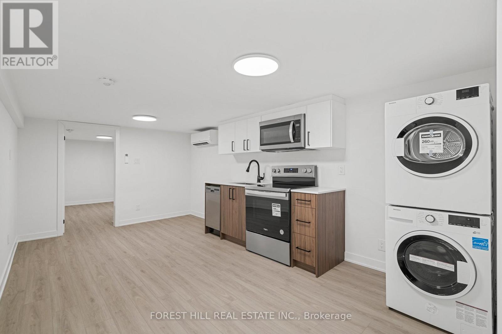 D - 69 Claybrooke Street, Toronto, Ontario  M6M 3P8 - Photo 13 - W13507678