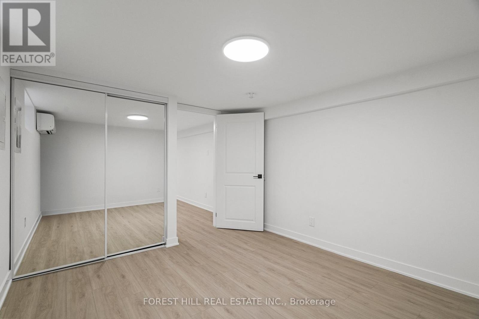 D - 69 Claybrooke Street, Toronto, Ontario  M6M 3P8 - Photo 6 - W13507678