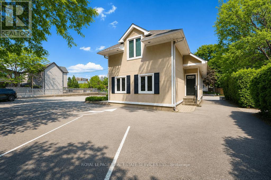34 Rebecca Street, Oakville, Ontario L6K 1J1 - Photo 8 - W13507688