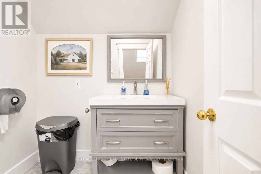 34 Rebecca Street, Oakville, Ontario L6K 1J1 - Photo 25 - W13507688