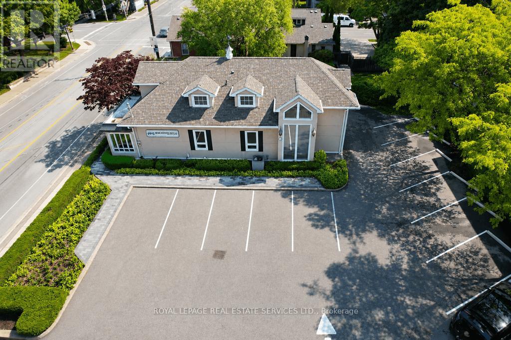 34 Rebecca Street, Oakville, Ontario L6K 1J1 - Photo 6 - W13507688