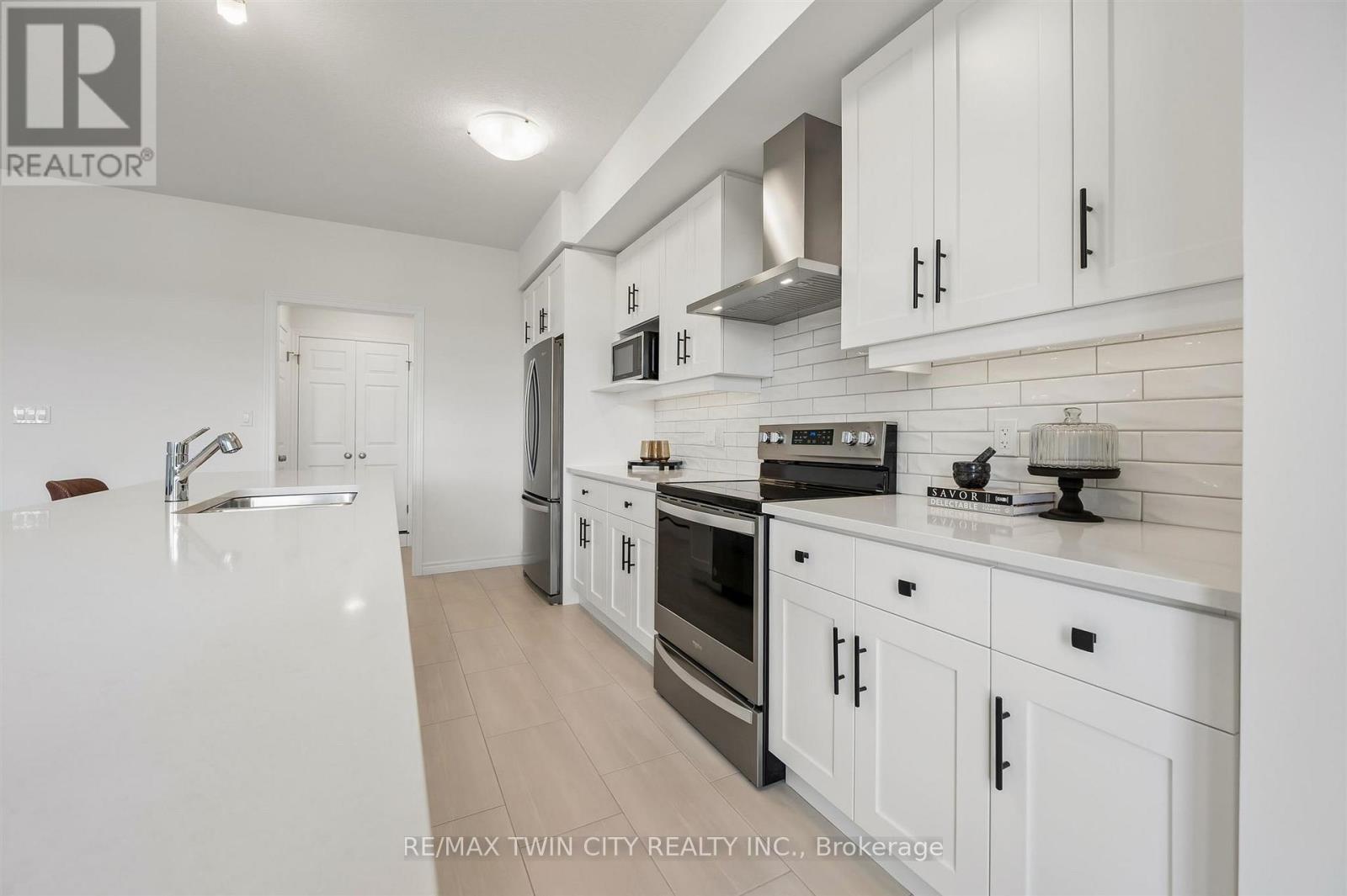 80 Lomond Lane, Kitchener, Ontario  N2R 0R4 - Photo 15 - X13506558