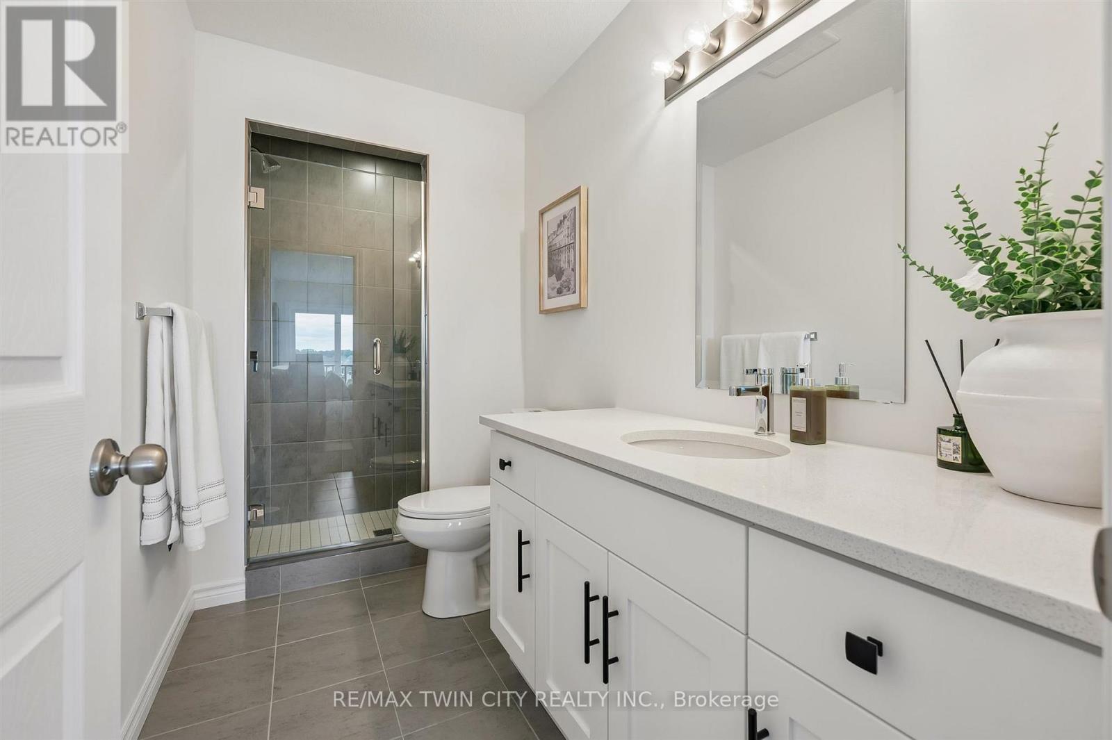 80 Lomond Lane, Kitchener, Ontario  N2R 0R4 - Photo 41 - X13506558