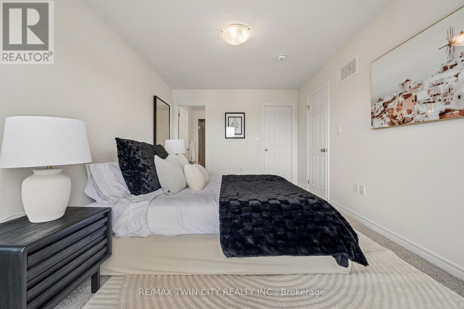 80 Lomond Lane, Kitchener, Ontario  N2R 0R4 - Photo 39 - X13506558