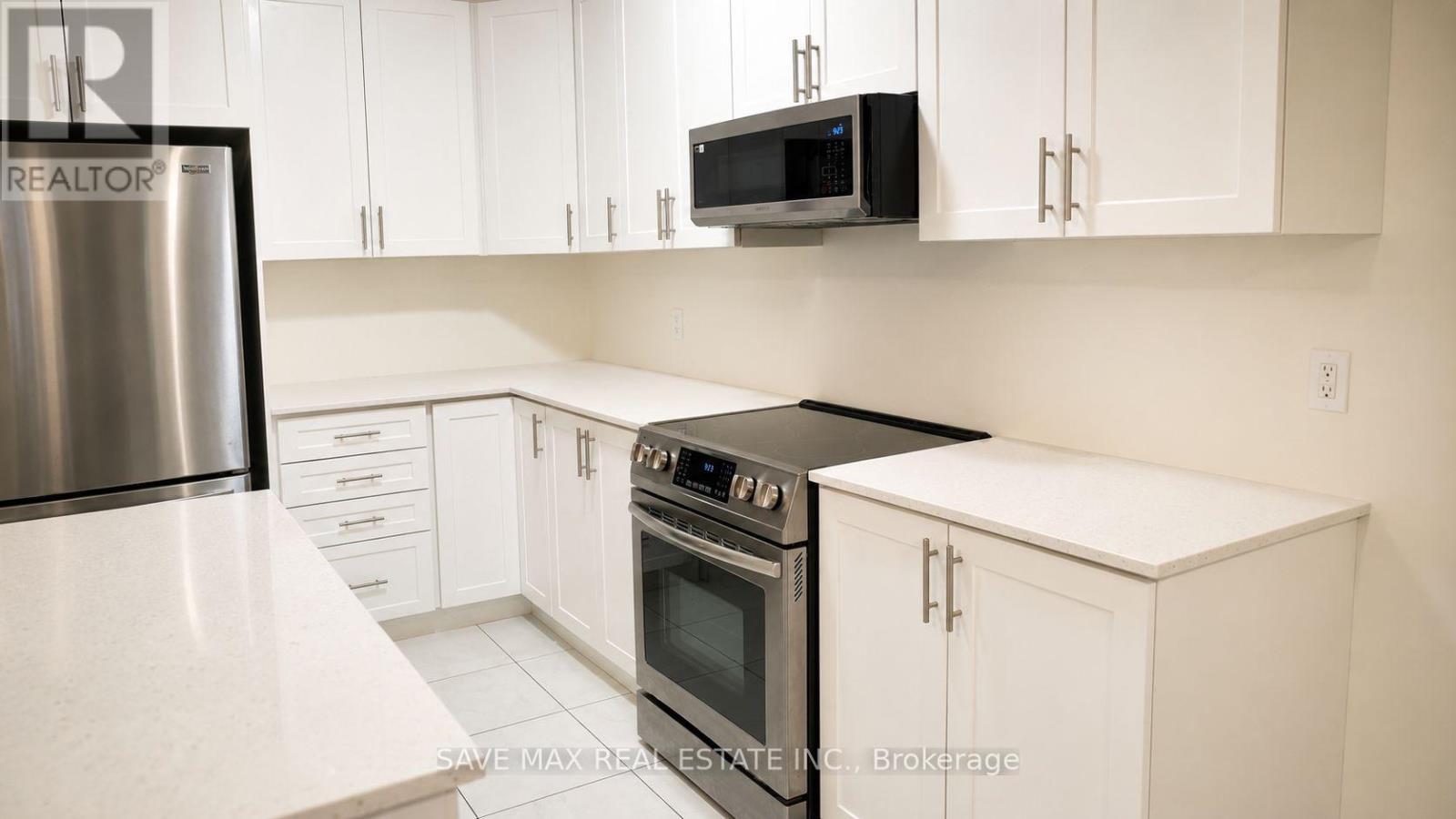 216 Broadacre Drive, Kitchener, Ontario  N2R 0S6 - Photo 13 - X13507248