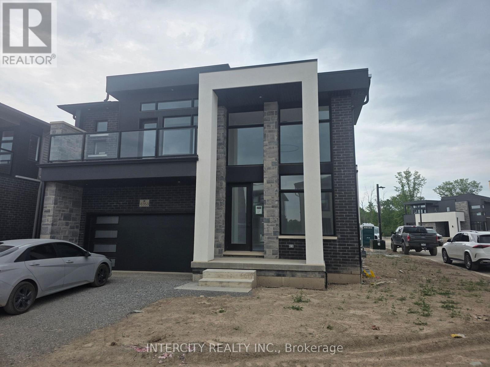 6353 SUNSHINE COMMON, Niagara Falls, Ontario