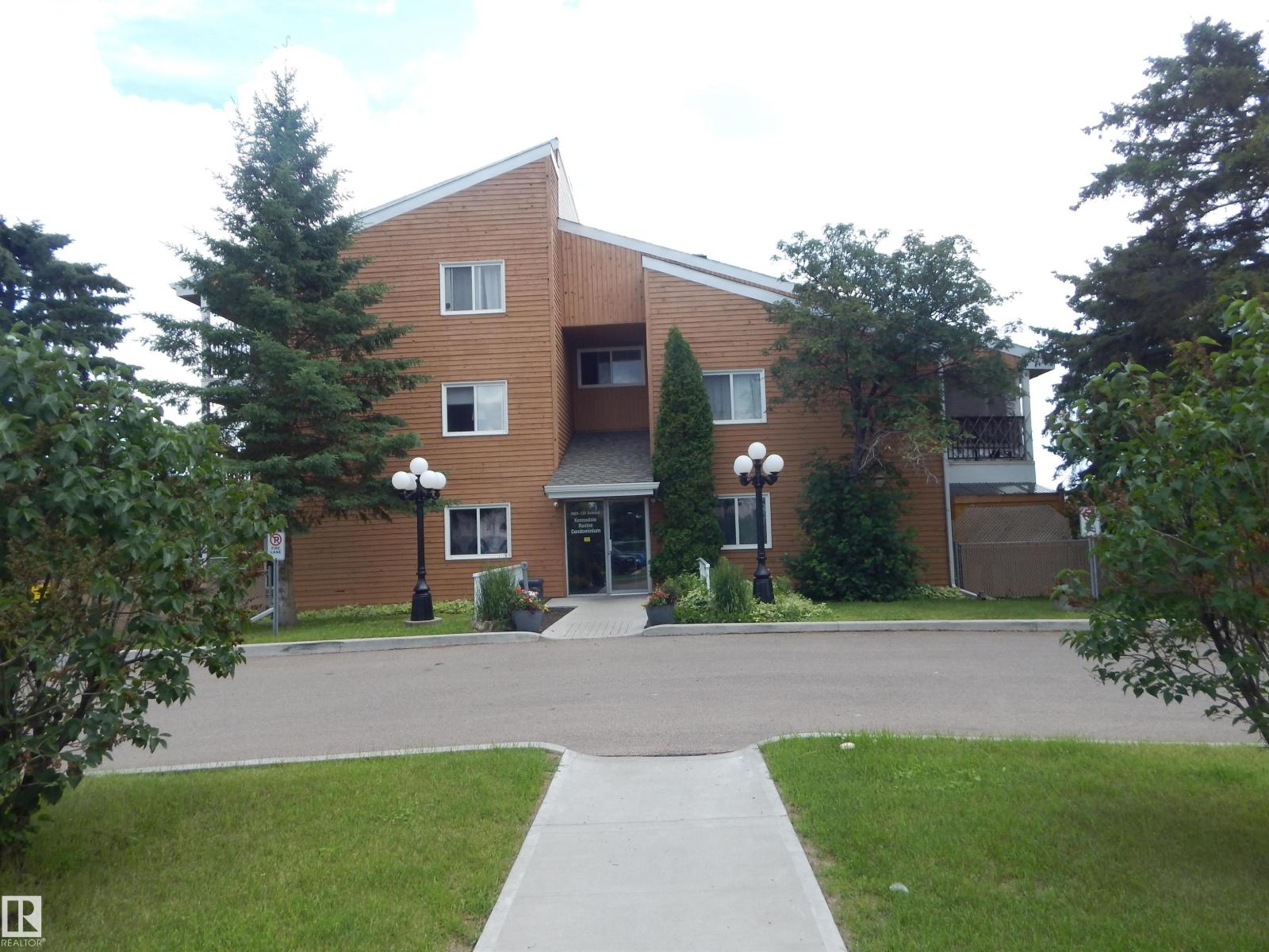 #204 4601 131 Av NW, Edmonton, Alberta  T5A 3G7 - Photo 2 - E4496472