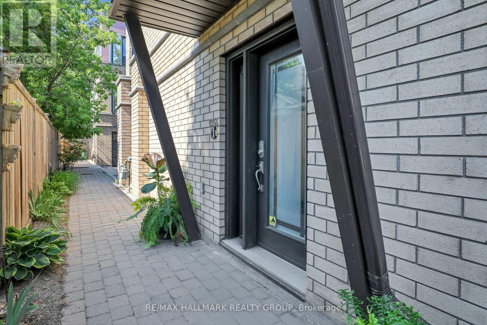3356 Carling Avenue, Ottawa, Ontario  K2H 0A7 - Photo 3 - X13507866