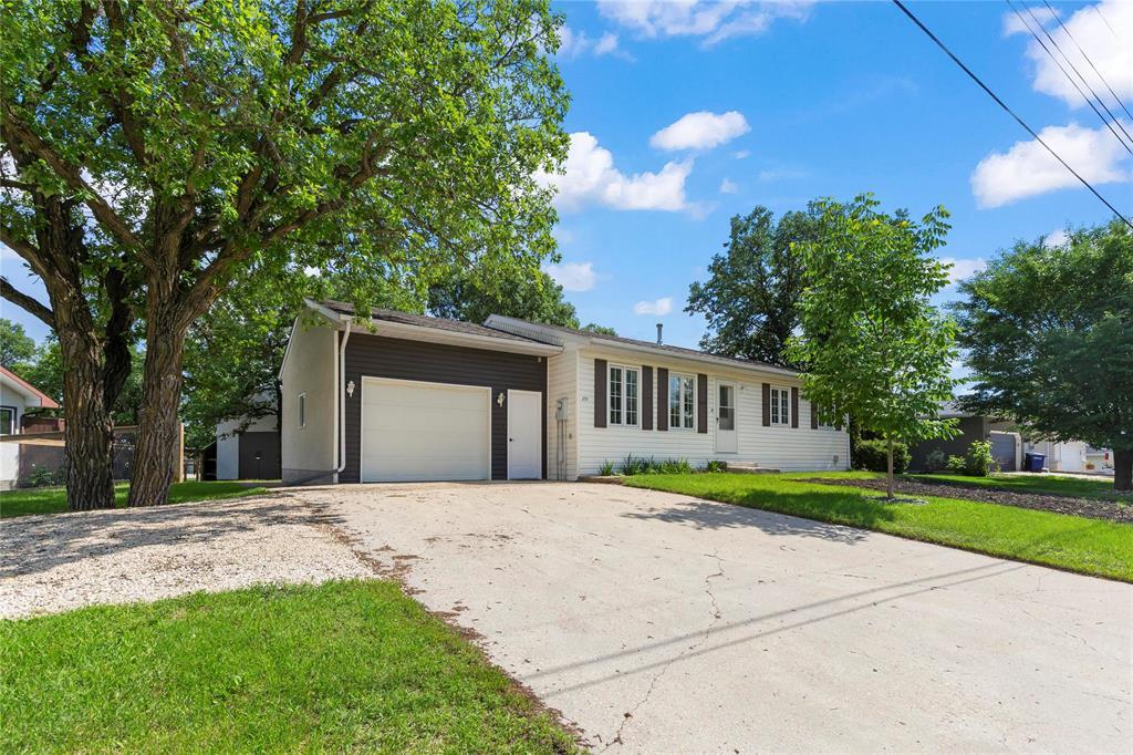258 Southwood Street, Grunthal, Manitoba  R0A 0R0 - Photo 0 - 202615326