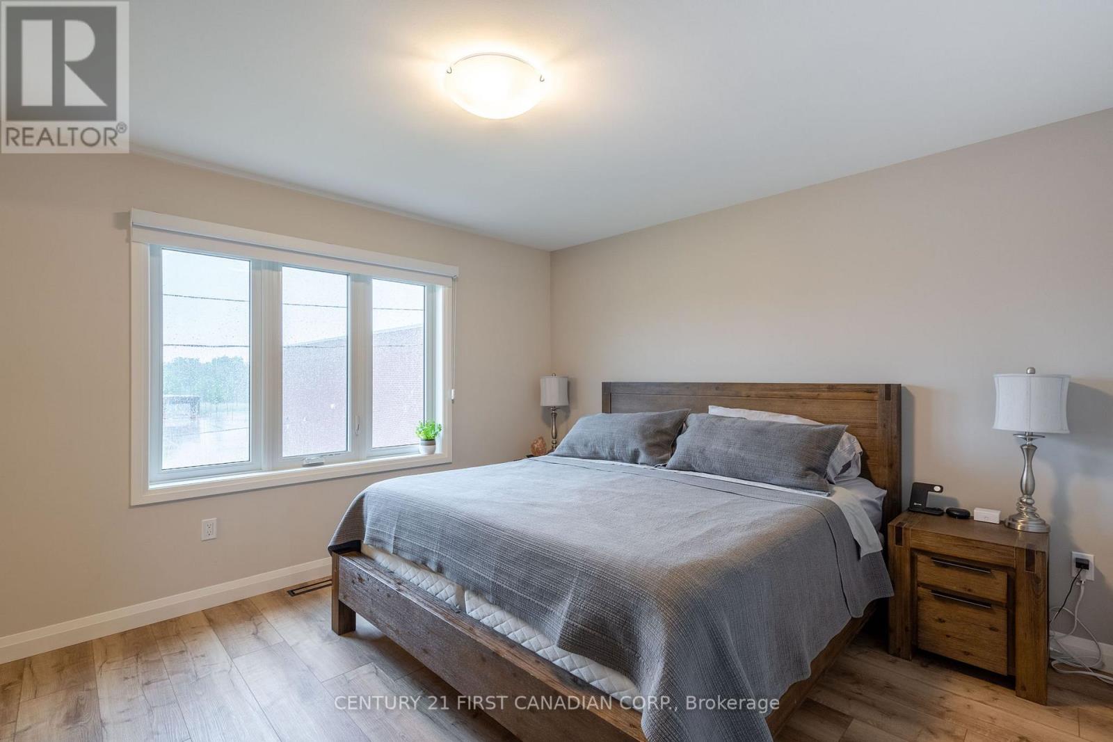 19 - 17 Nicholson Street, Lucan Biddulph, Ontario N0M 1A0 - Photo 14 - X13507926