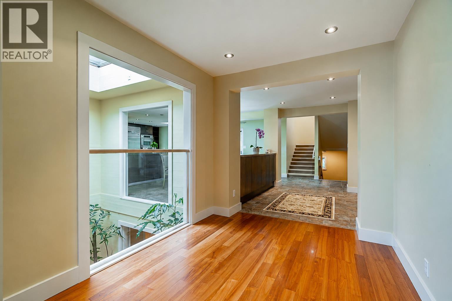1542 Chartwell Drive, West Vancouver, British Columbia  V7S 2S1 - Photo 3 - R3141467