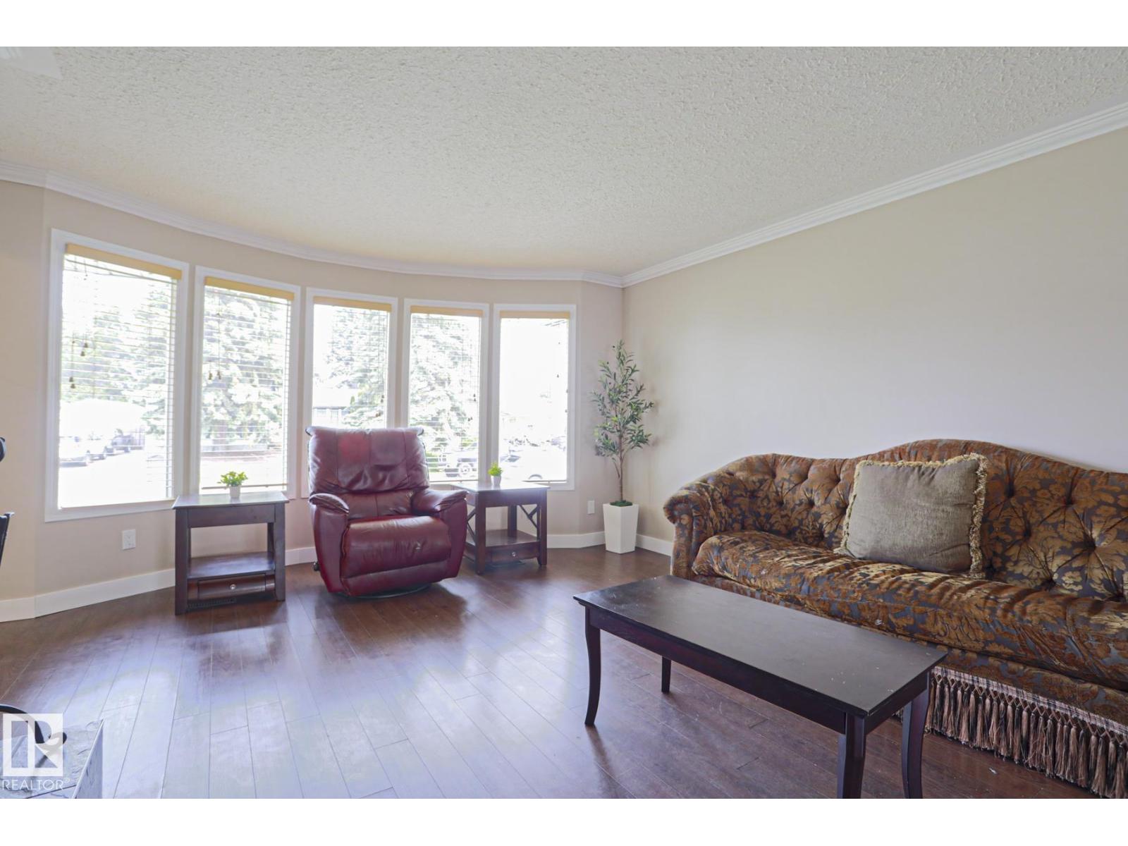 57 Garland Cr, Sherwood Park, Alberta  T8A 2P7 - Photo 2 - E4496479