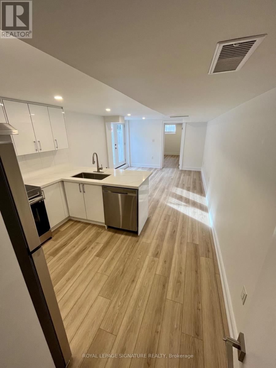 Lower - 54 Riverdale Drive, Toronto, Ontario  M9V 2T3 - Photo 11 - W13507920