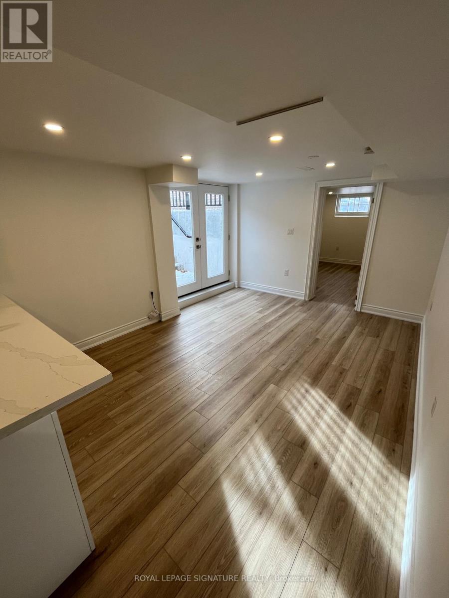 Lower - 54 Riverdale Drive, Toronto, Ontario  M9V 2T3 - Photo 5 - W13507920