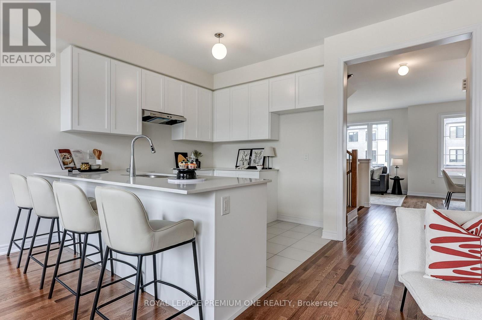 143 Vine Cliff Road, Markham, Ontario  L6C 3T3 - Photo 11 - N13245614