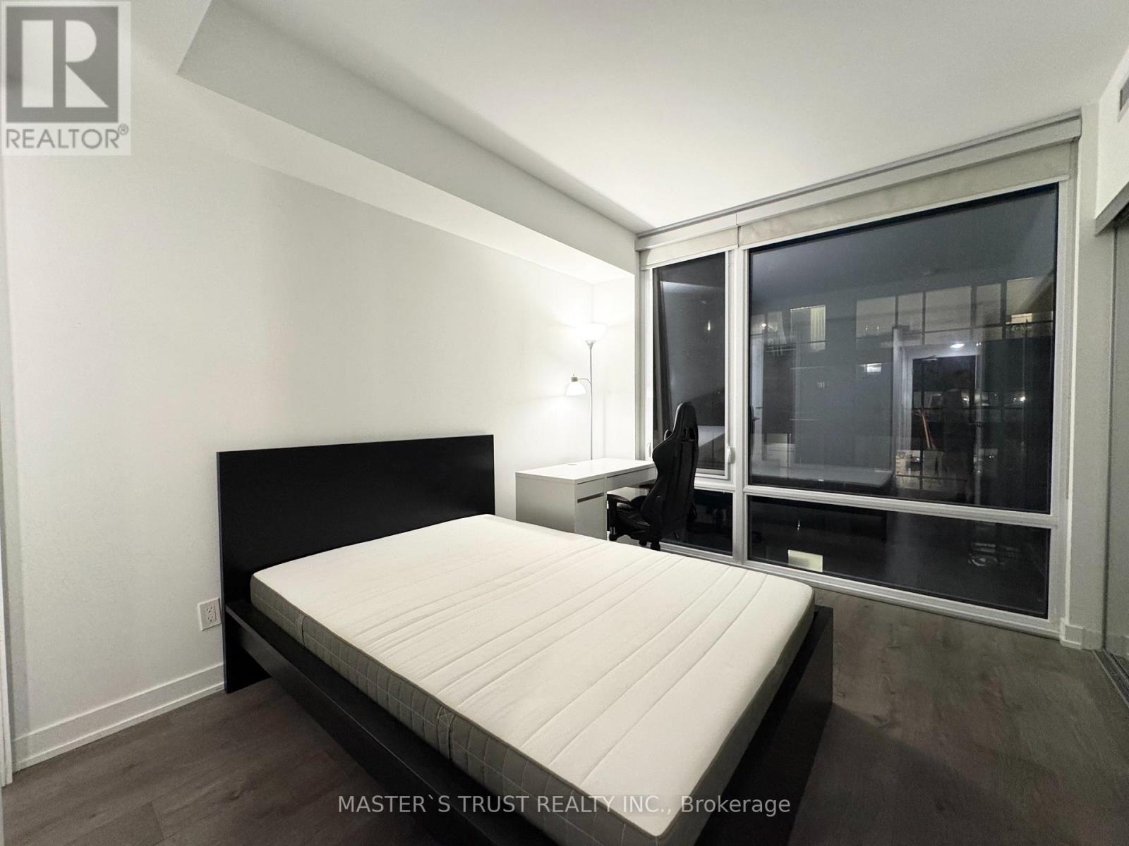 2105 - 501 Yonge Street, Toronto, Ontario  M4Y 0G8 - Photo 2 - C12884452
