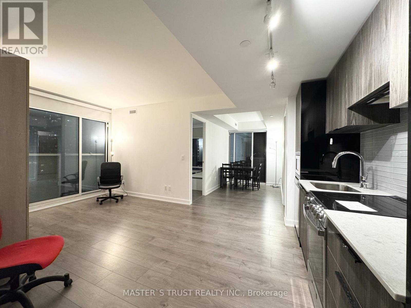 2105 - 501 Yonge Street, Toronto, Ontario  M4Y 0G8 - Photo 4 - C12884452