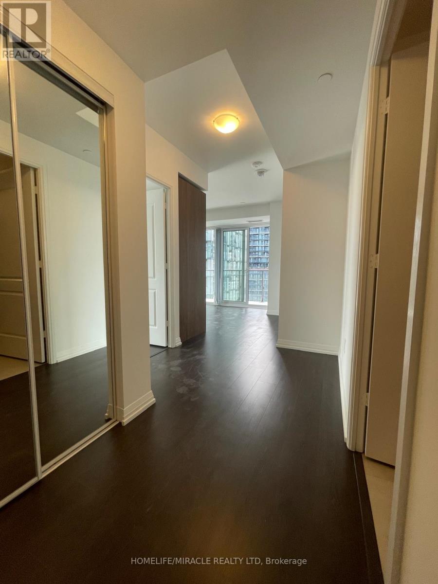 3325 - 28 Widmer Street, Toronto, Ontario  M5V 0T2 - Photo 3 - C13481816
