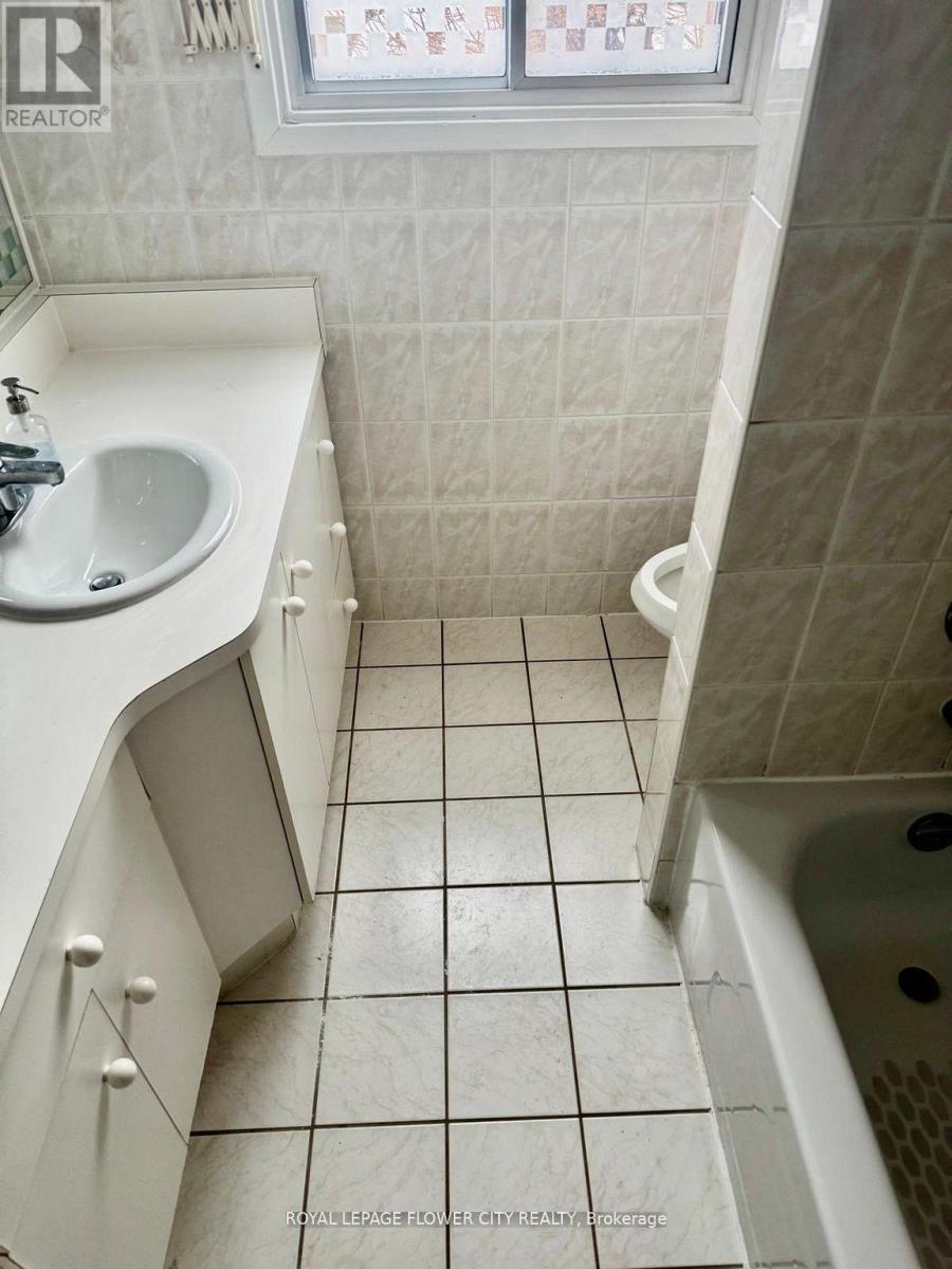 118 Sexton Crescent, Toronto, Ontario  M2H 2L6 - Photo 26 - C13497884
