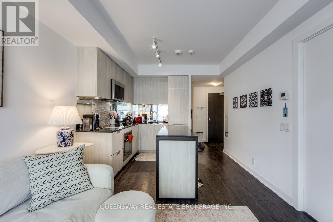 1410 - 609 Avenue Road, Toronto, Ontario  M4V 0B1 - Photo 11 - C13506552