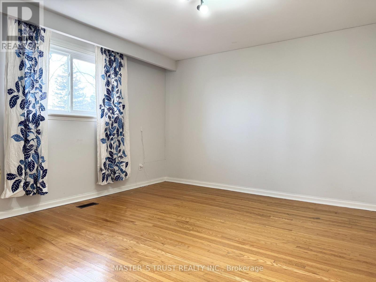 25 Cheval Drive, Toronto, Ontario  M3B 1R5 - Photo 17 - C13506514