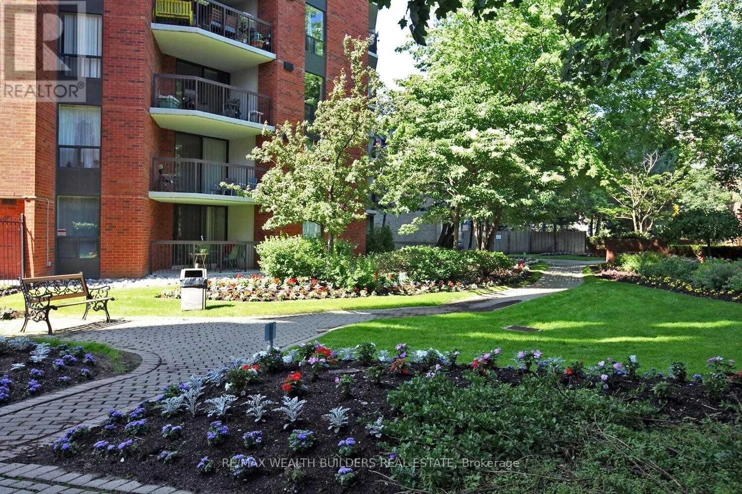 207 - 77 Maitland Place, Toronto, Ontario  M4Y 2V6 - Photo 3 - C13506644