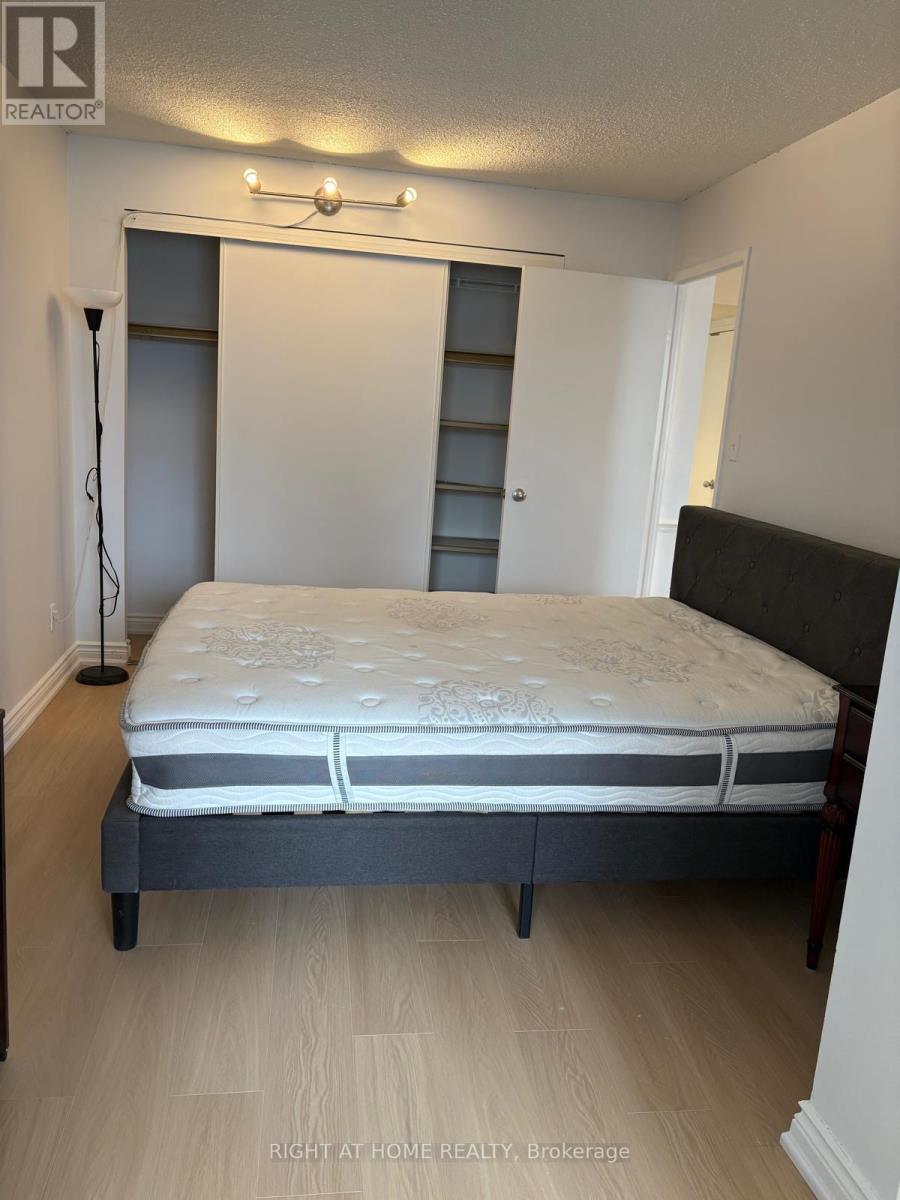 2309 - 633 Bay Street, Toronto, Ontario  M5G 2G4 - Photo 12 - C13506662