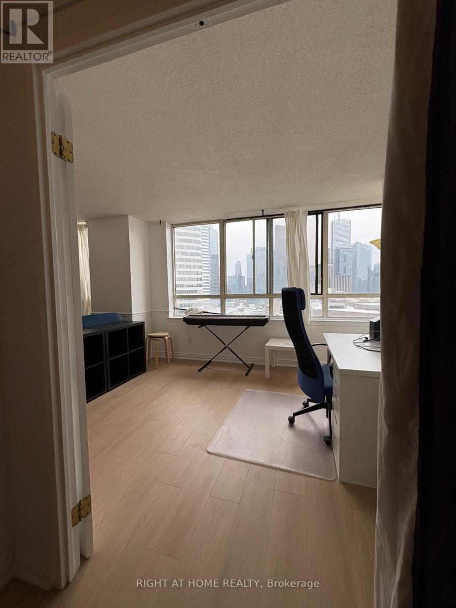 2309 - 633 Bay Street, Toronto, Ontario  M5G 2G4 - Photo 10 - C13506662