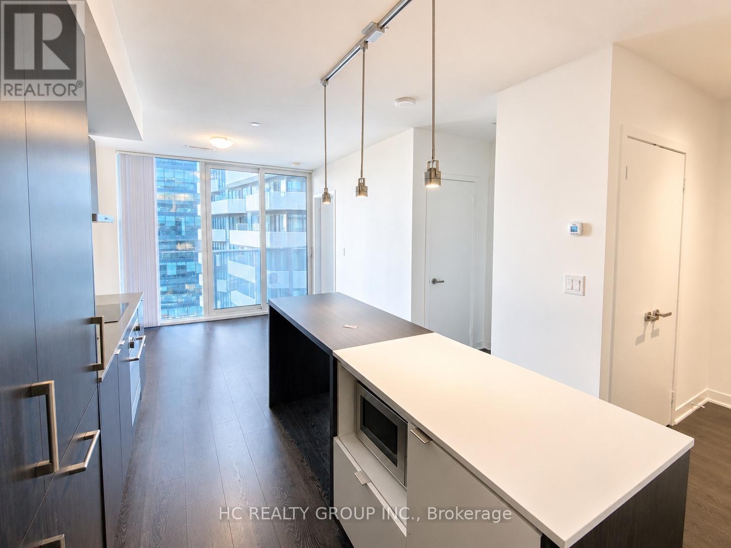 1801 - 88 Harbour Street, Toronto, Ontario  M5J 1B7 - Photo 7 - C13506676