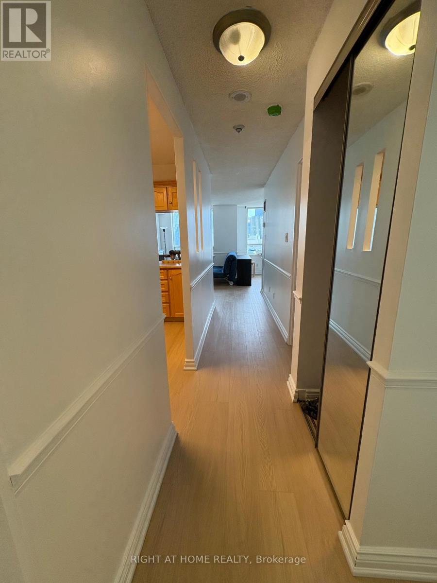 2309 - 633 Bay Street, Toronto, Ontario  M5G 2G4 - Photo 5 - C13506662