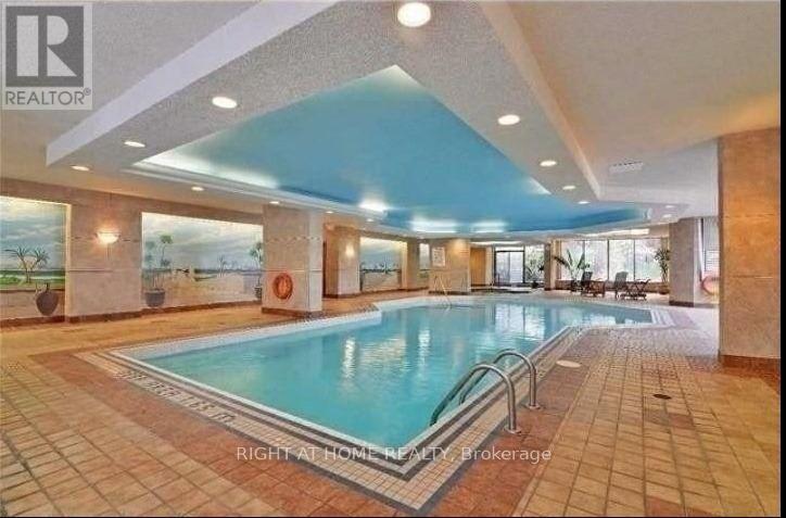 2309 - 633 Bay Street, Toronto, Ontario  M5G 2G4 - Photo 3 - C13506662