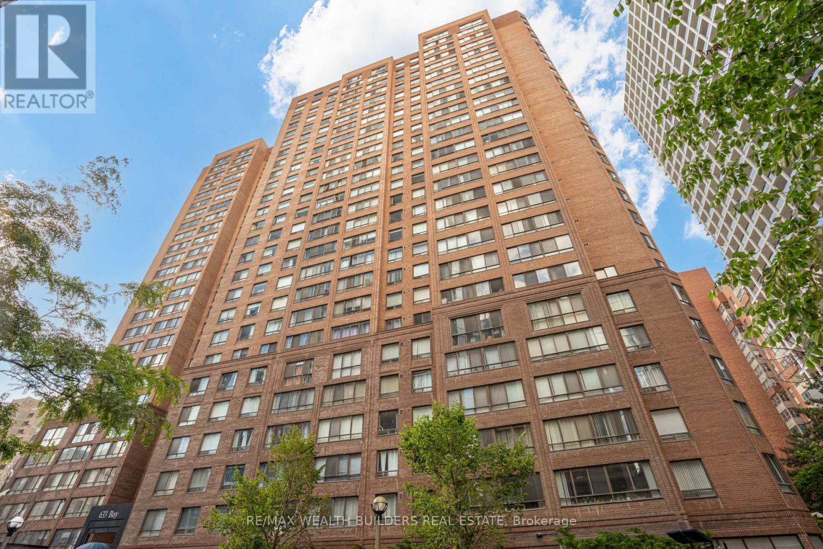 803 - 633 Bay Street, Toronto, Ontario  M5G 2G4 - Photo 2 - C13506736