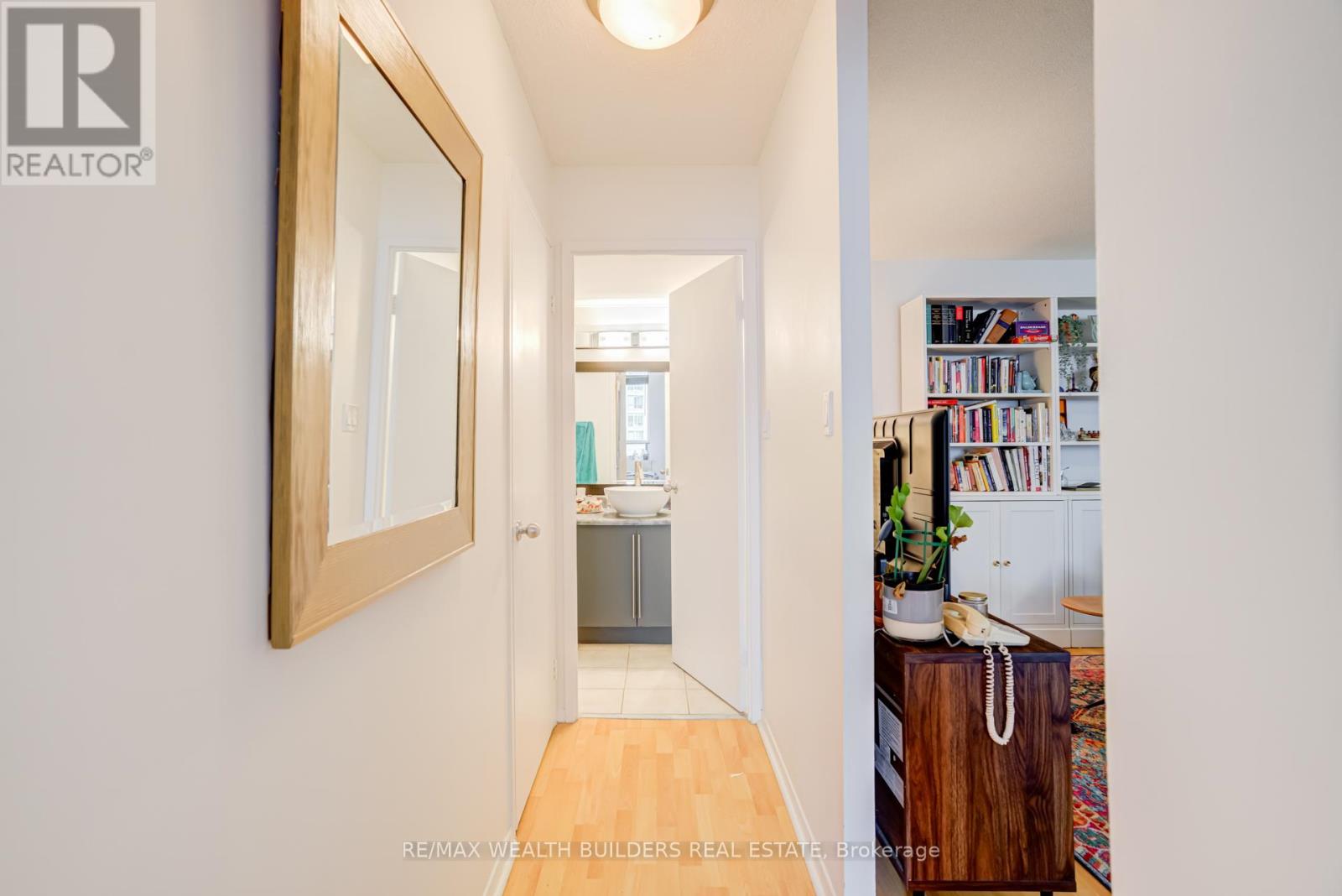 803 - 633 Bay Street, Toronto, Ontario  M5G 2G4 - Photo 29 - C13506736