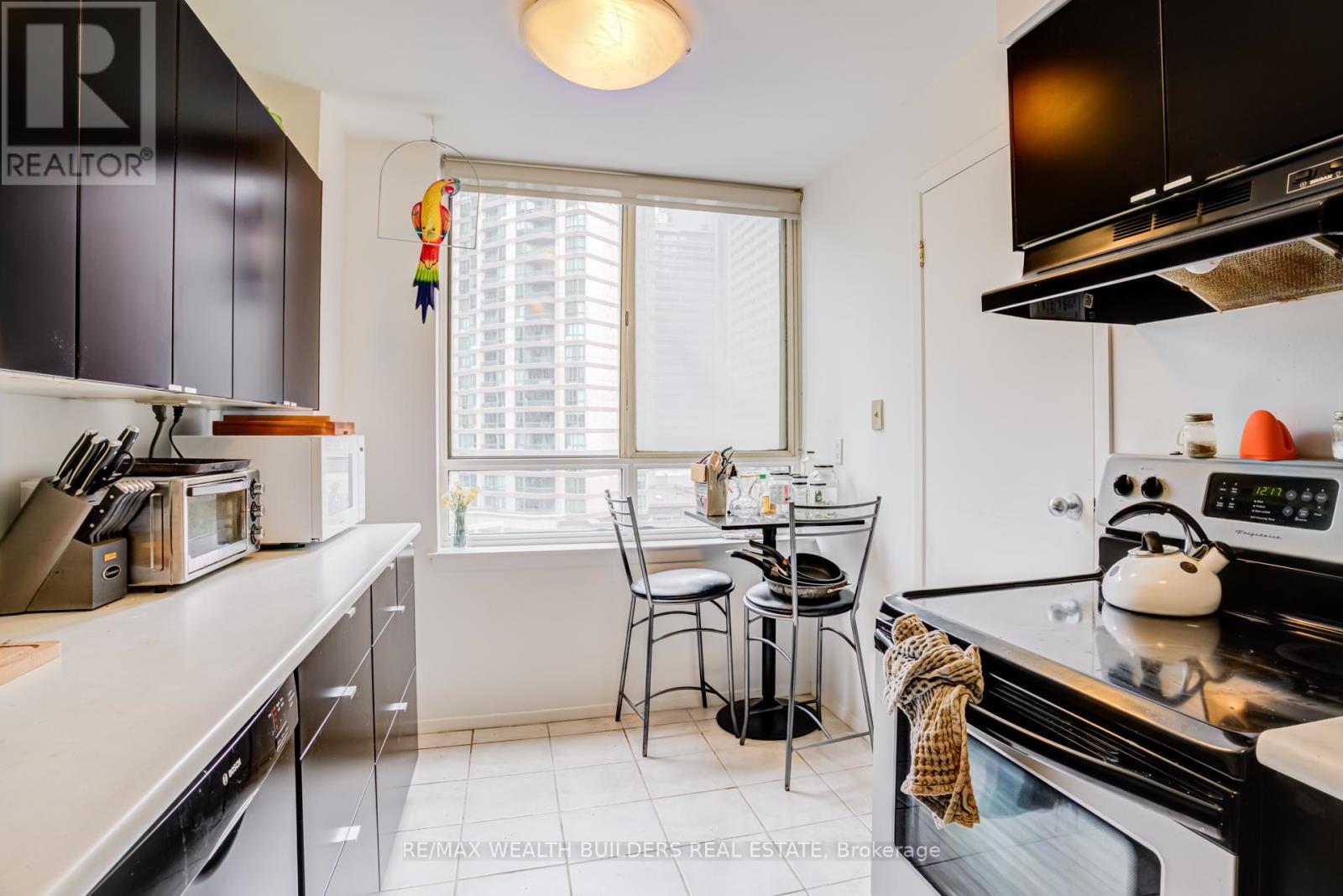 803 - 633 Bay Street, Toronto, Ontario  M5G 2G4 - Photo 21 - C13506736