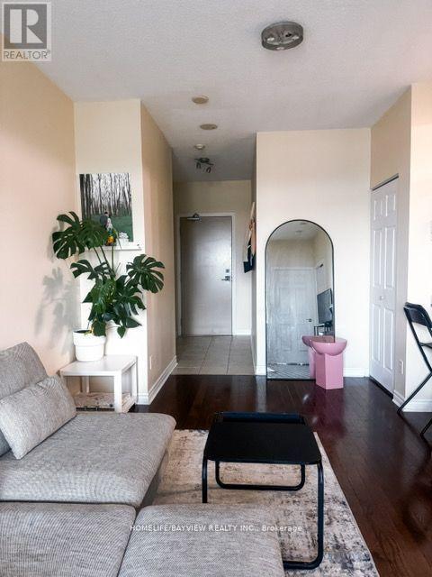 501 - 18 Holmes Avenue, Toronto, Ontario  M2N 4L9 - Photo 10 - C13506752