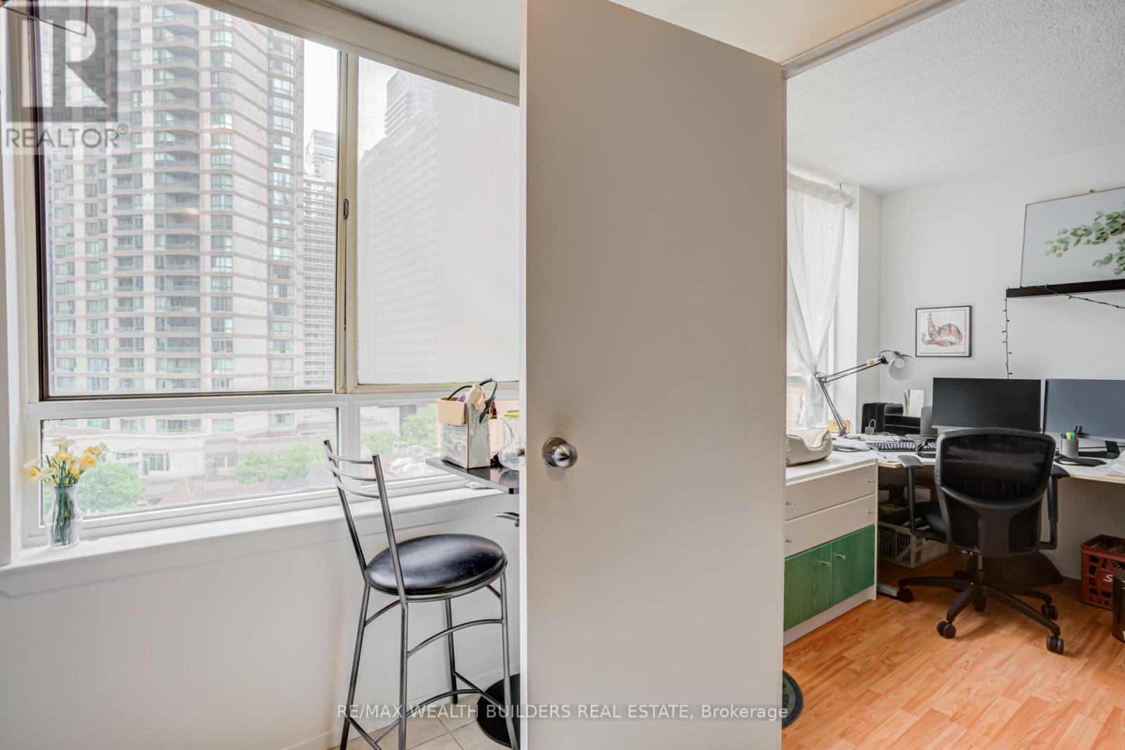 803 - 633 Bay Street, Toronto, Ontario  M5G 2G4 - Photo 24 - C13506736