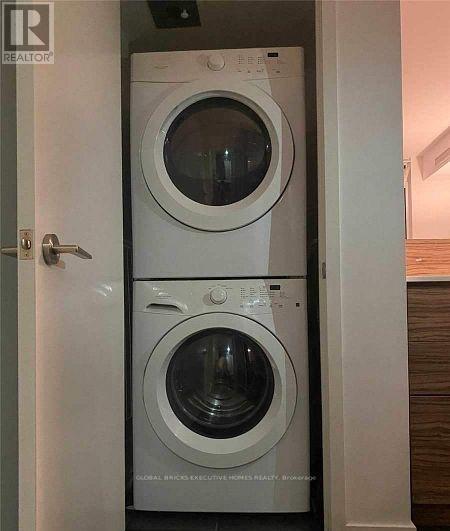 701 - 75 St Nicholas Street, Toronto, Ontario  M4Y 0A5 - Photo 11 - C13506776