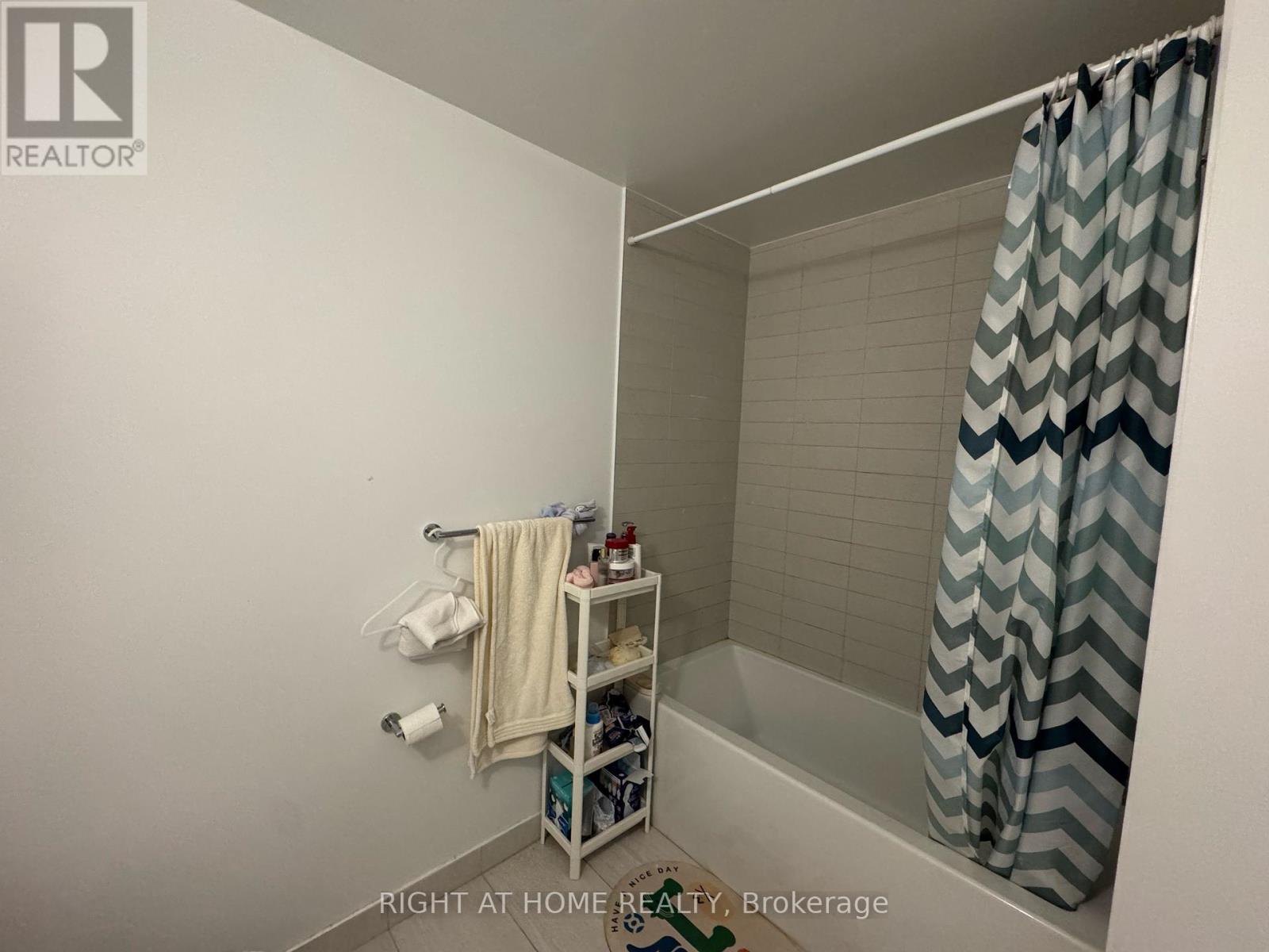 2211 - 403 Church Street, Toronto, Ontario  M4Y 0C9 - Photo 4 - C13506760